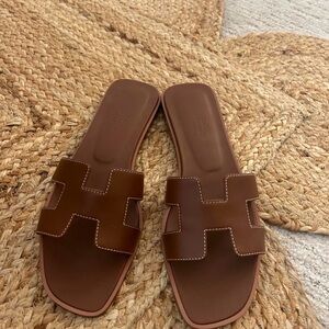 Hermes Oran Slides